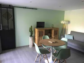 Studio+Mobilhome: Stay with family or friends! - Image 2