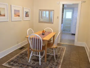 Bright and Spacious Duplex Near Downtown - Image 5