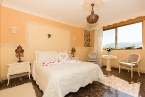 Iraizas Apartment. 3 Bedrooms, 2 Bathrooms. - Image 4