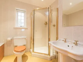 Picturesque Country Lodge | near St Andrews - Image 5