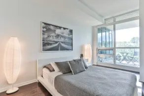 Spectacular Presidential Loft - Downtown Toronto - Image 5
