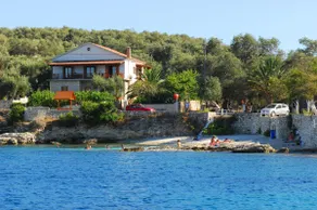 Villa Elisabetta (Just Steps From The Beach) - Image 5