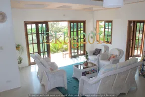 Kendi's Beach Garden - Image 5