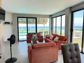 The Beautiful House on the Beach - Image 3
