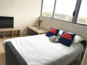 2BR Apt View+Pool+Gym+Free 2 Parking+WIFI+Netflix - Image 5