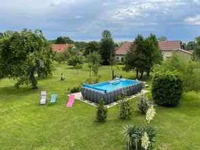 Furnished 4* in a house with a large park - Image 2