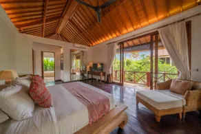 Villa Rubina - Luxury Pool Villa in Batu Belig Next to the Beach! - Image 2