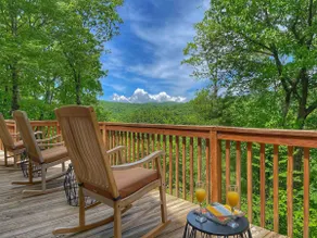 Honey Bee Hideaway | Views + Deck + Close to Town - Image 5