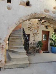 Castello Casa 2 - Image 2