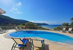 Beach Villa Oneiro - Image 4