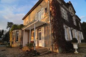 Beautiful mansion. - Image 5