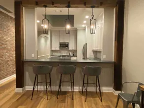 Natchez Getaway - a fully renovated downtown condo - Image 2