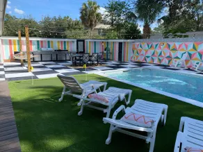 Mid-Century Modern (beheizt) Poolparadies - Image 4
