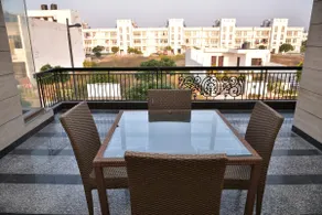 Amber Villas (Full 1st Floor, 3 Rooms) - Image 4