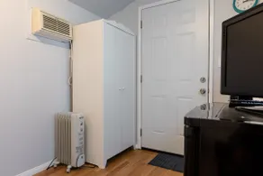 COZY Guesthouse in Covina-Private Bath/Own Entranc - Image 5