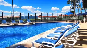 Villa Refugio- Beachfront Resort-Walk to Downtown! - Image 3