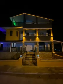 Beautiful 3 rooms with private pool and large terrace - Image 5