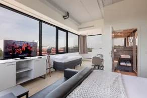 Panoramic Suite with kitchen - Image 2