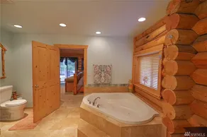 Entire Cabin - Great Location near Cle Elum Lake - Image 3