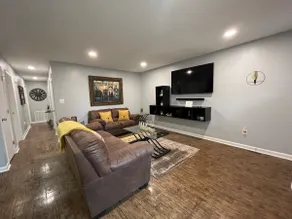 Comfy 3 Bedroom Hideaway Minutes From H.U. & Beach - Image 3