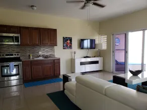 Villa Indigo Sunny 1BR Apartment in Private Gated Estate - Image 4
