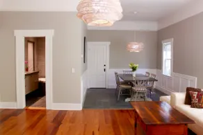 Chic Downtown Designer Apt ~ 750 sq ft. - Image 4