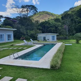 Lovely guesthouse with pool - Image 3
