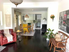2 Bedroom House in the Heart of Miami + Parking - Image 5