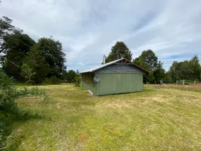 Country cottage surrounded by nature - Image 3