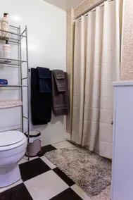 The Hummingbird, a cozy quiet, 2 room apartment - Image 3