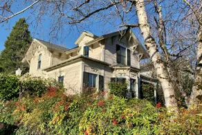 Elegant Family Home near Downtown Grass Valley - Image 5