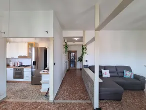 130 m²- 2 bathrooms -free park &bikes - A/C - Image 5