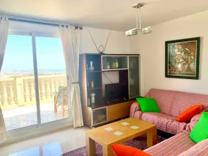 Bay views, swimming pool, barbecue and 2 bathrooms - Image 3