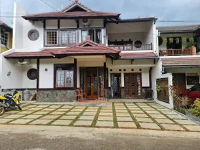 Villa Davina Sentul - Image 2