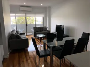 Brand new home! 20 MINS TO AIRPORT! FREE WIFI - Image 2