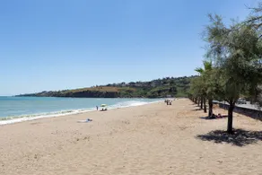 Beach Home - Image 5