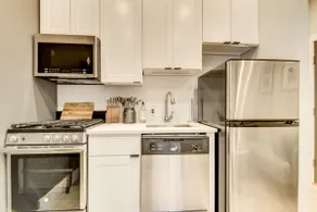 Sojourn Elegant Dupont Circle Gem - Image 5