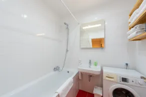 BRIGHT CHARMING Apt with TERRACE, PARKING & AirCo. - Image 4