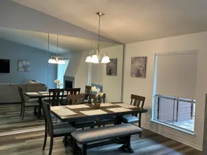 Strikingly Beautiful 2/2 Condo with Pool - Image 2