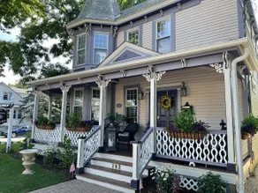 The Purple Starfish 3BR 1890's Cape May Victorian - Image 3