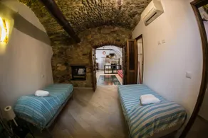 Stone House ”Finalborgo” (codicecitra009029LT0383) - Image 4