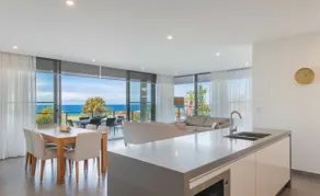 SeaView @ Caves Beach - Image 2