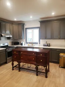 Inman sq luxury Suite - Spacious and modern - Image 3