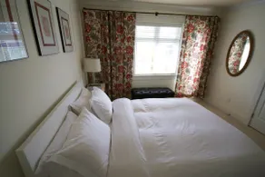 3 bedrooms, 3.5 bathrooms on 3 levels near beach - Image 3