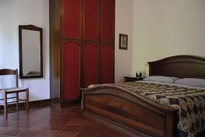 Tuscany apartment between green hills and sea N - Image 3