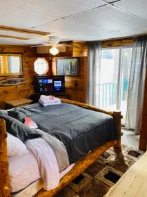 Beautiful Cabin On The River! Adirondack King Bed - Image 4