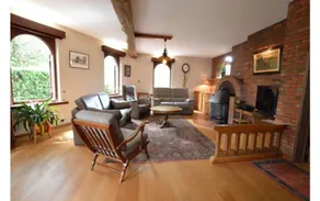 Lovely, original home with large garden in the centre of Merksplas.   - Image 2