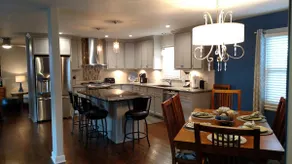Quiet 2 Bdrm-1.5 Bath Open Ranch-Garage Parking - Image 4