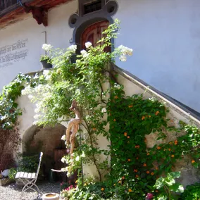 Vacation in the listed von Sprecher House #1 - Image 3