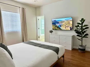 2 Tranquil Tri-Level Gated Townhome - Image 5